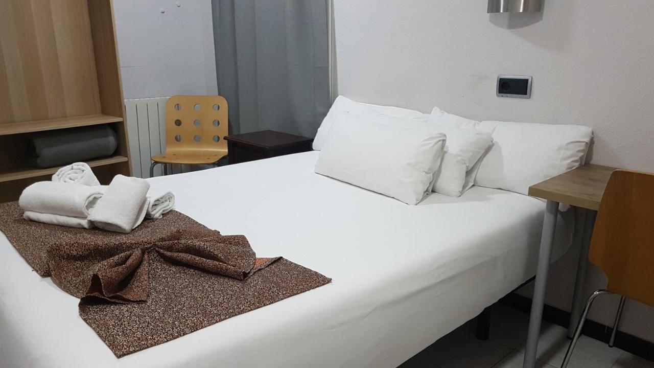 Hostal Levante Barcelona Zewnętrze zdjęcie